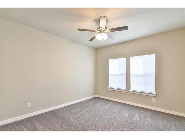 2305 Paxton Way - Photo 13