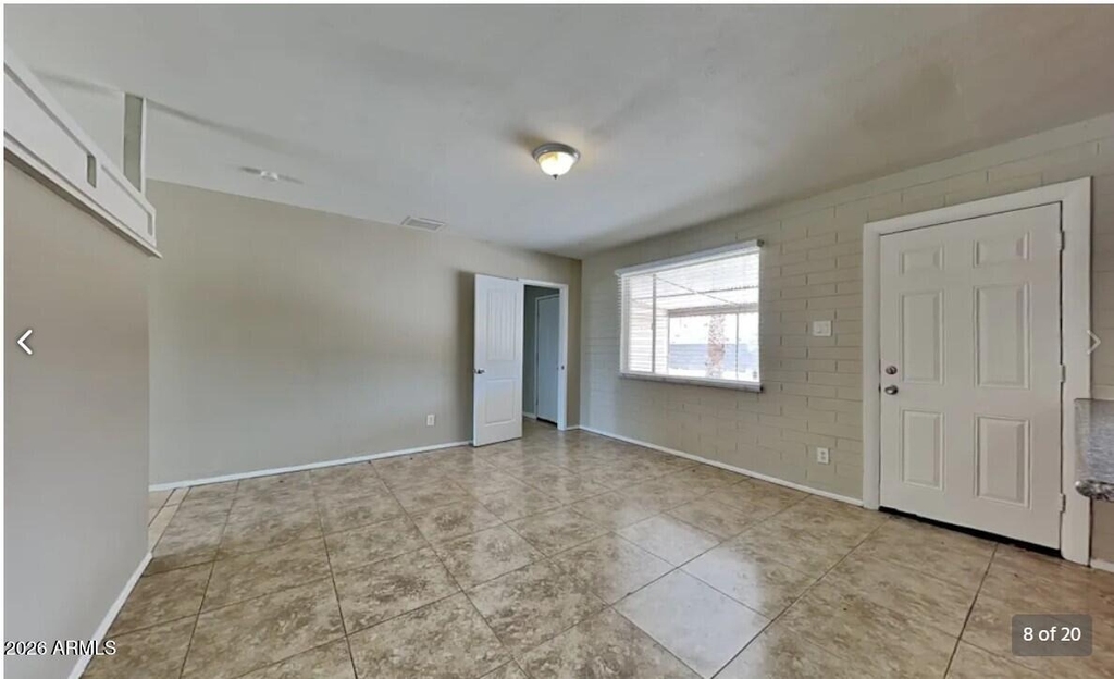 5611 N 65th Avenue - Photo 5