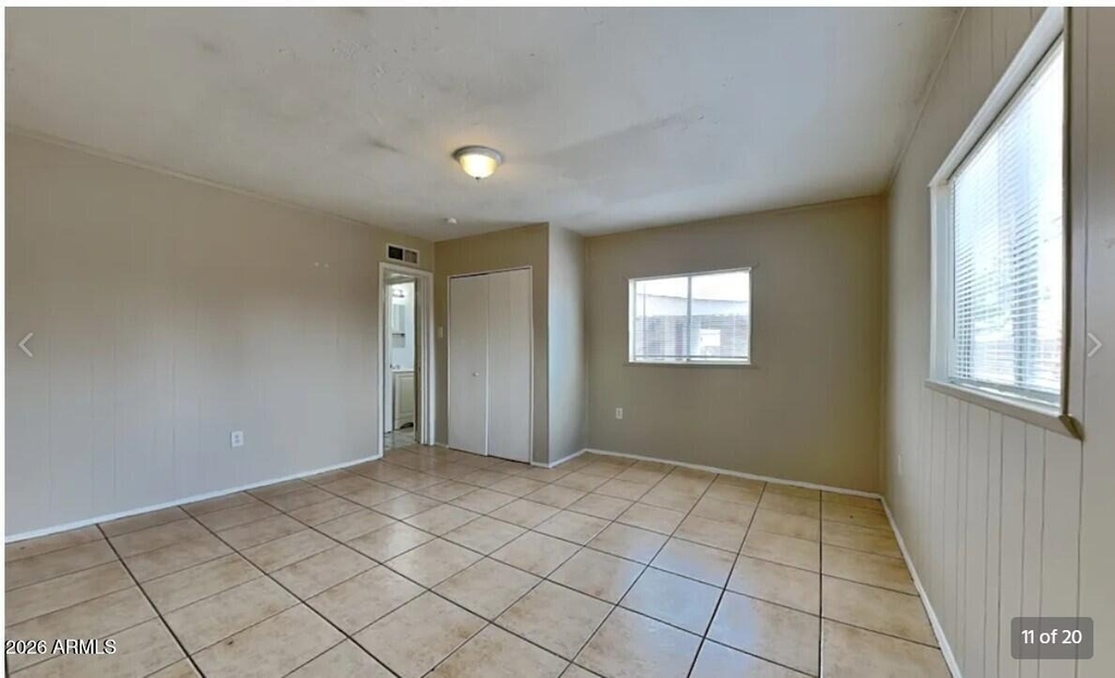 5611 N 65th Avenue - Photo 7