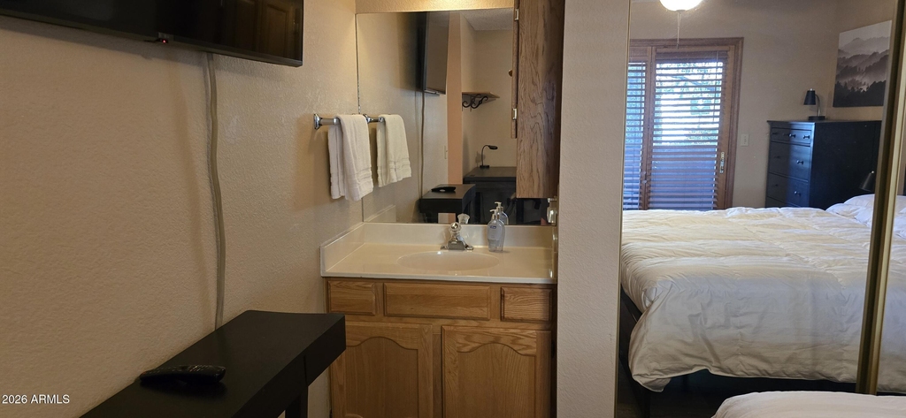 2831 N Walnut Hills Drive - Photo 8