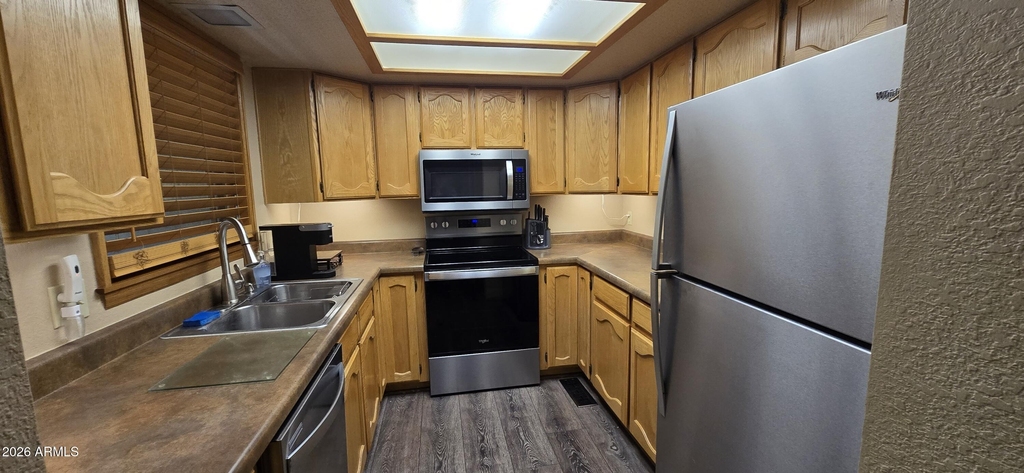 2831 N Walnut Hills Drive - Photo 24