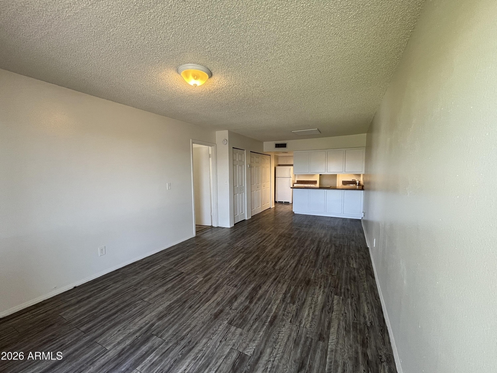 3034 E Cicero Street - Photo 5