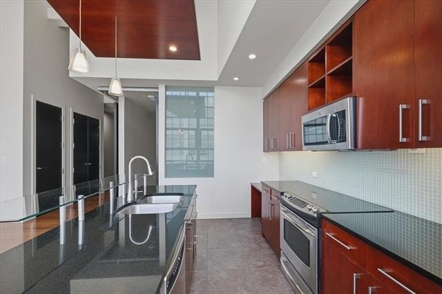 2600 W 7th Street - Photo 10