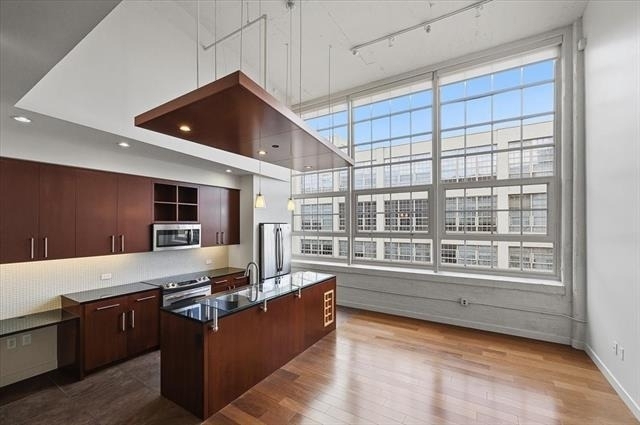 2600 W 7th Street - Photo 0