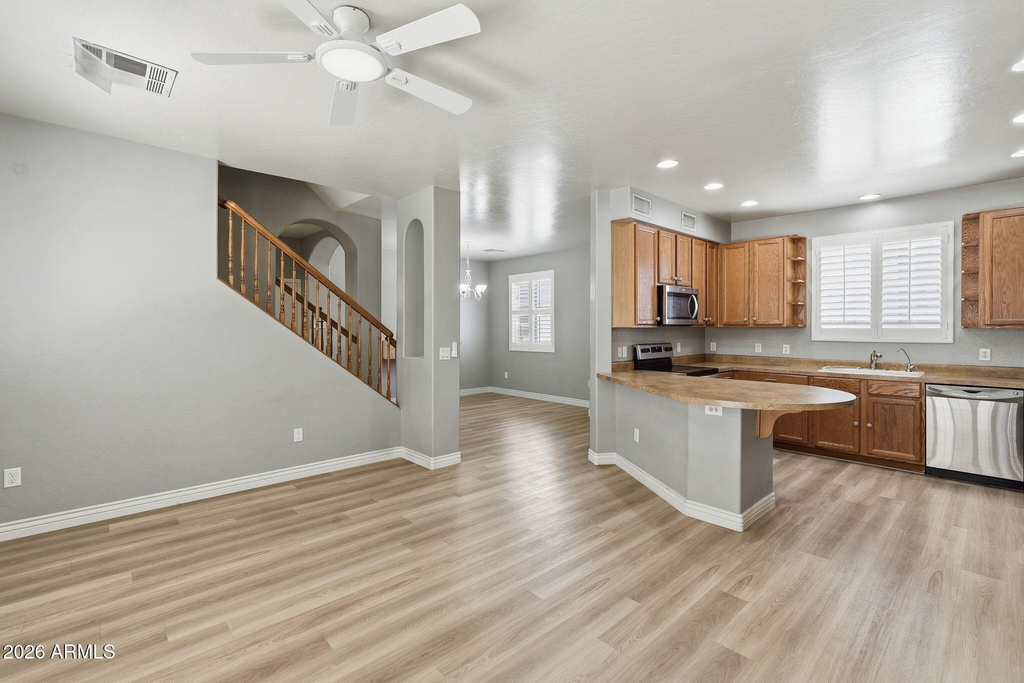 115 W Mountain Sage Drive - Photo 11