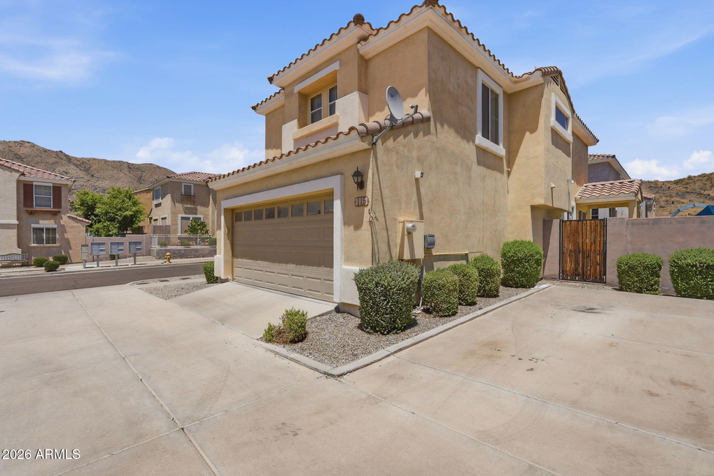 115 W Mountain Sage Drive - Photo 3