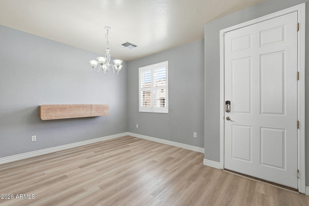 115 W Mountain Sage Drive - Photo 6