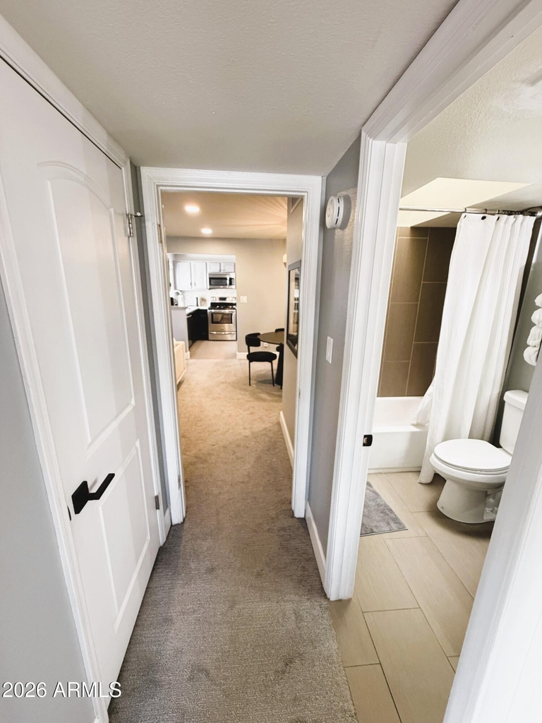 10115 E Mountain View Road - Photo 6