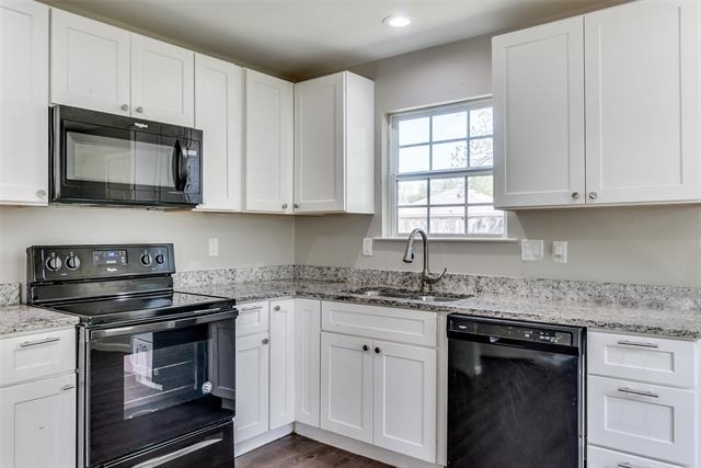 1306 Foley Street - Photo 8