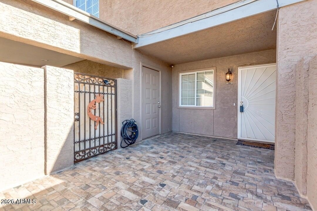 6912 W Devonshire Avenue - Photo 0