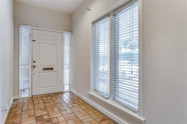 3445 Rankin Street - Photo 2