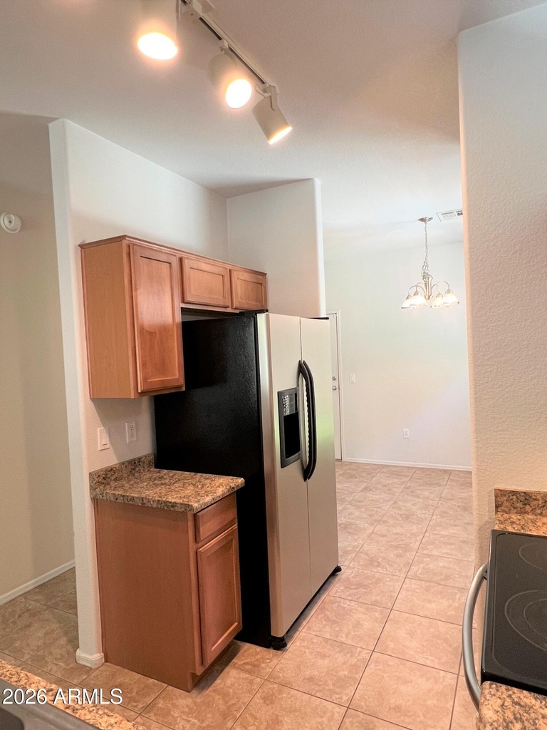2150 W Alameda Road - Photo 13