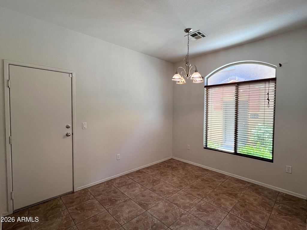 2150 W Alameda Road - Photo 23