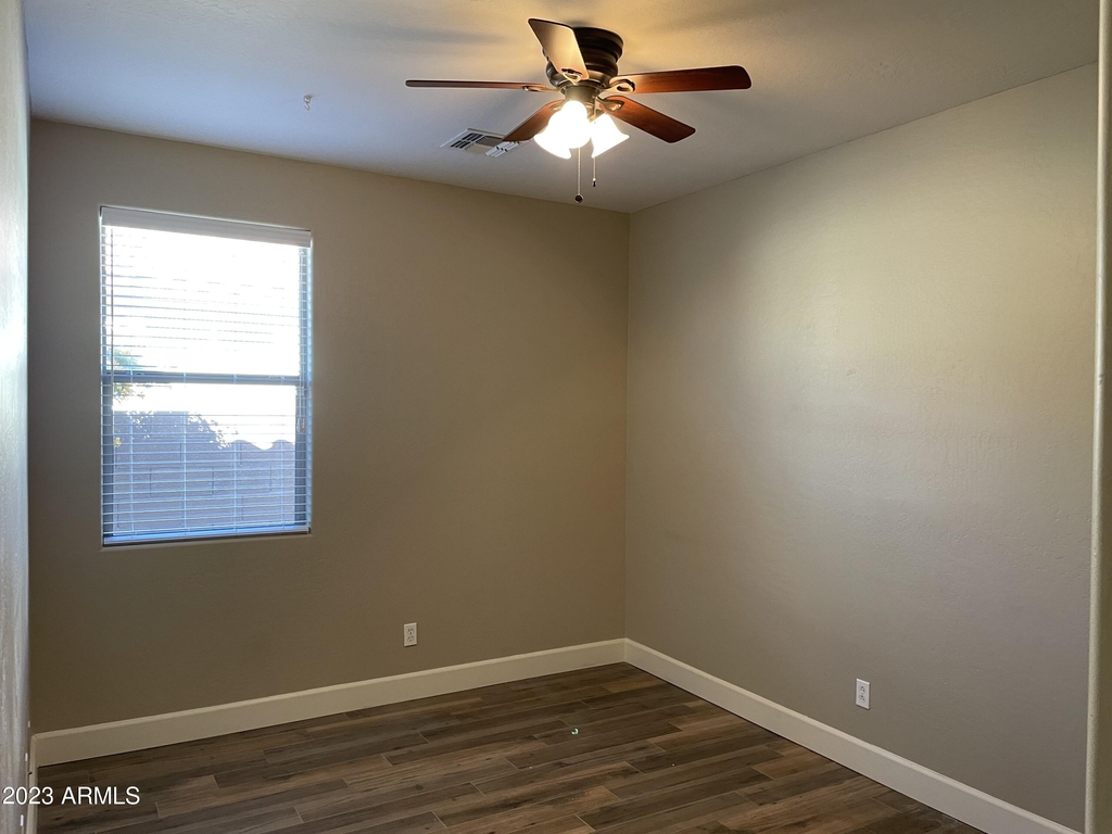 17416 N 170th Lane - Photo 15