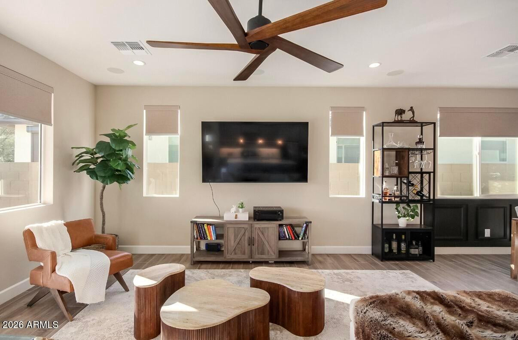11353 N Luckenbach Street - Photo 3