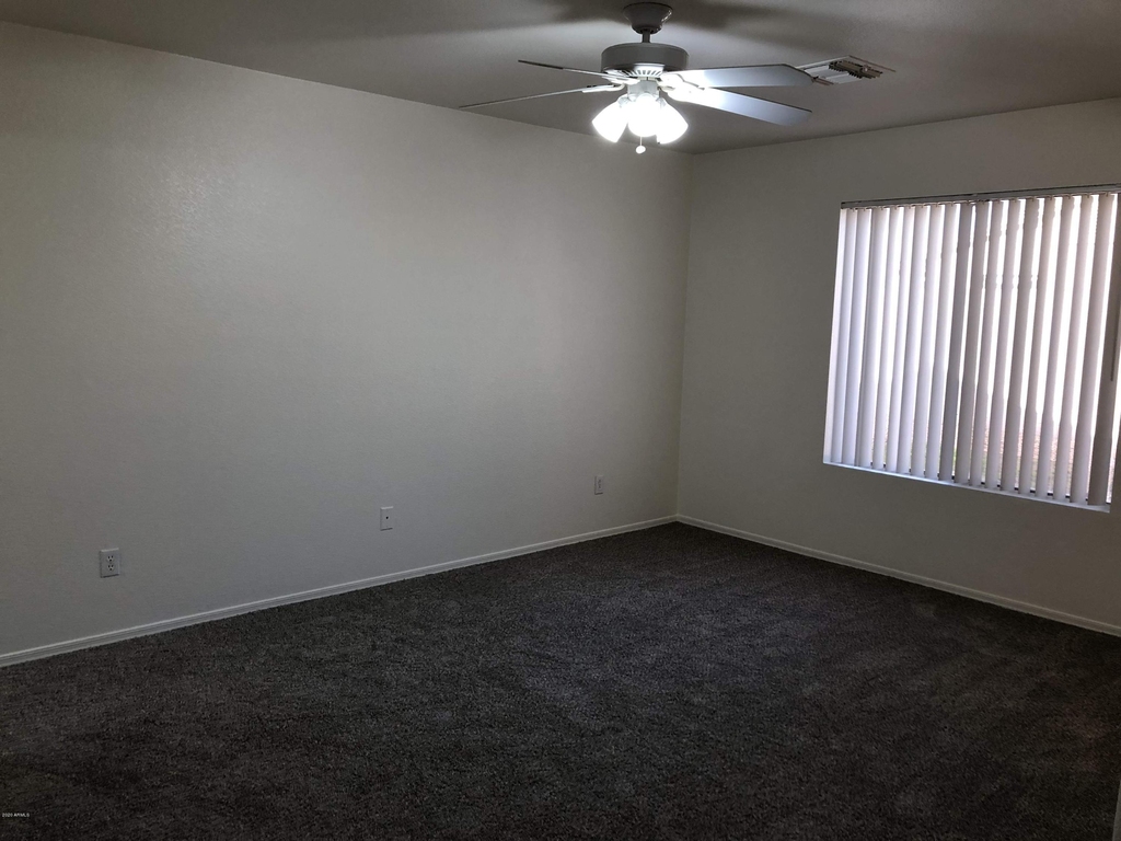 16176 W Adams Street - Photo 8