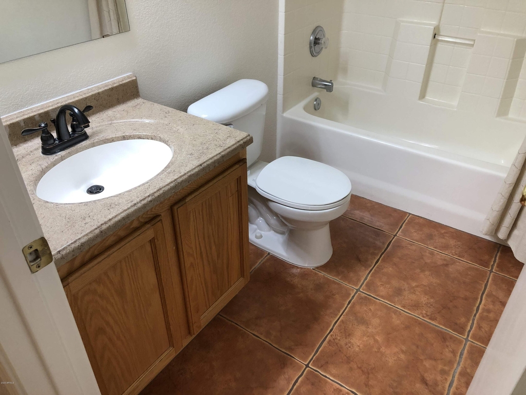 16176 W Adams Street - Photo 16