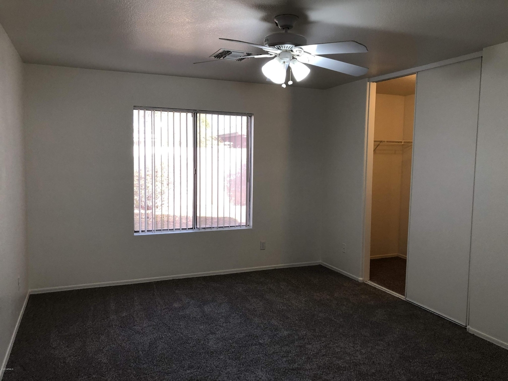 16176 W Adams Street - Photo 9