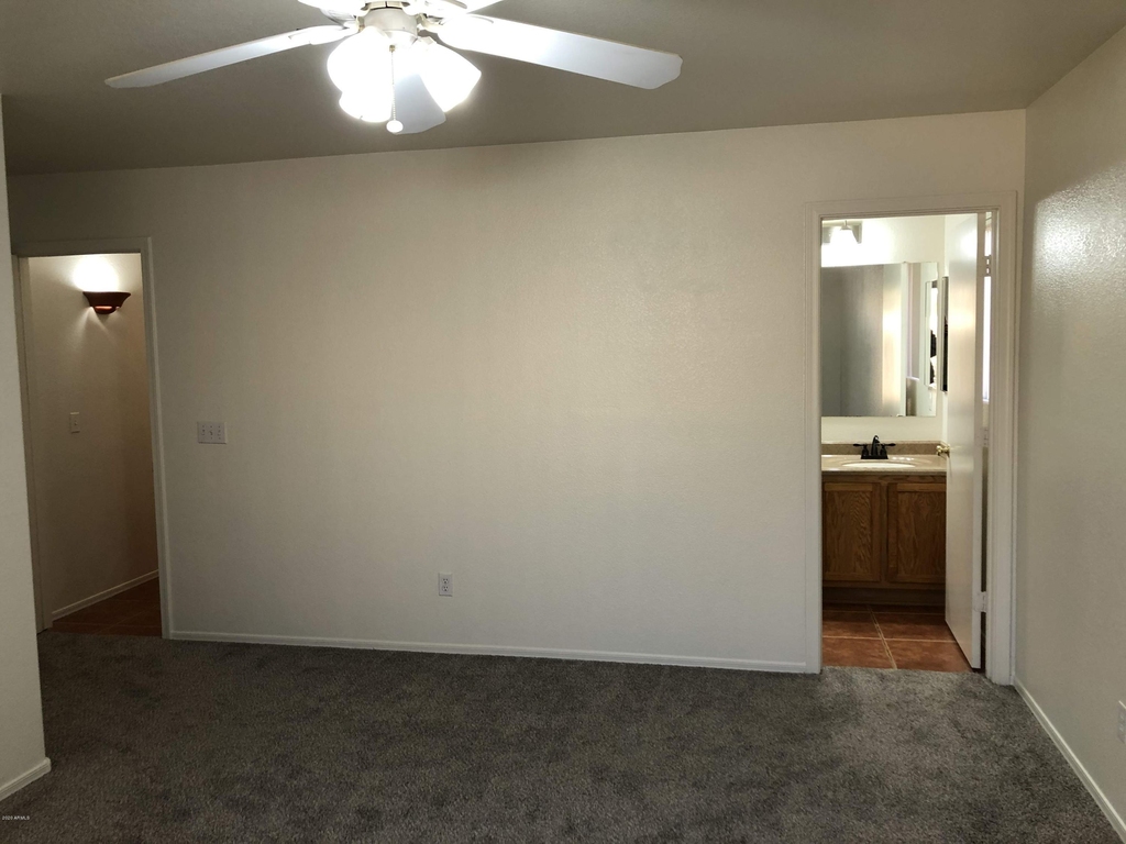 16176 W Adams Street - Photo 11