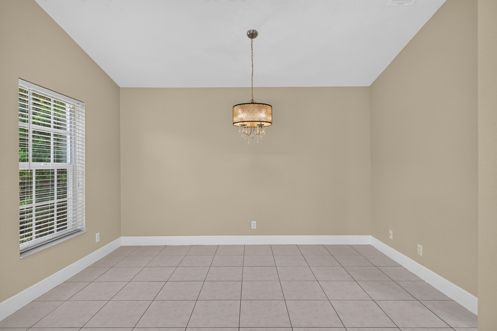 4481 Nw 20th Avenue - Photo 12