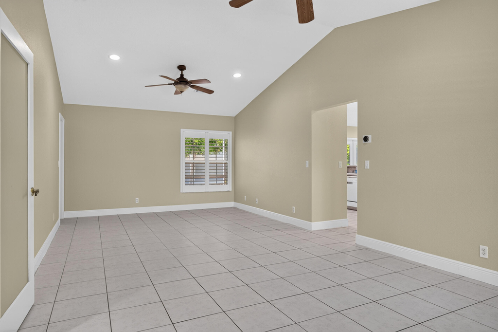 4481 Nw 20th Avenue - Photo 2