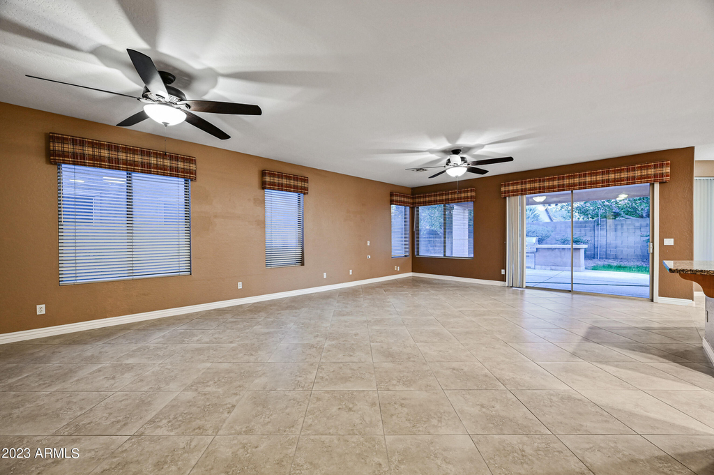 6780 W Amigo Drive - Photo 3