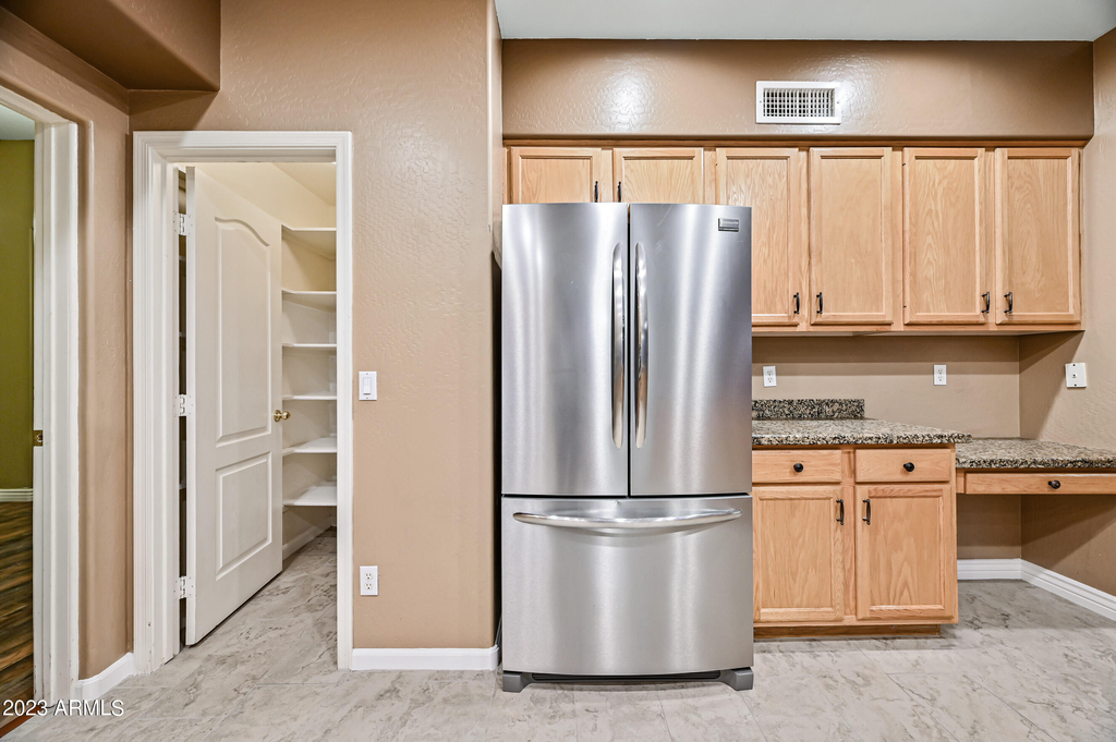 6780 W Amigo Drive - Photo 19