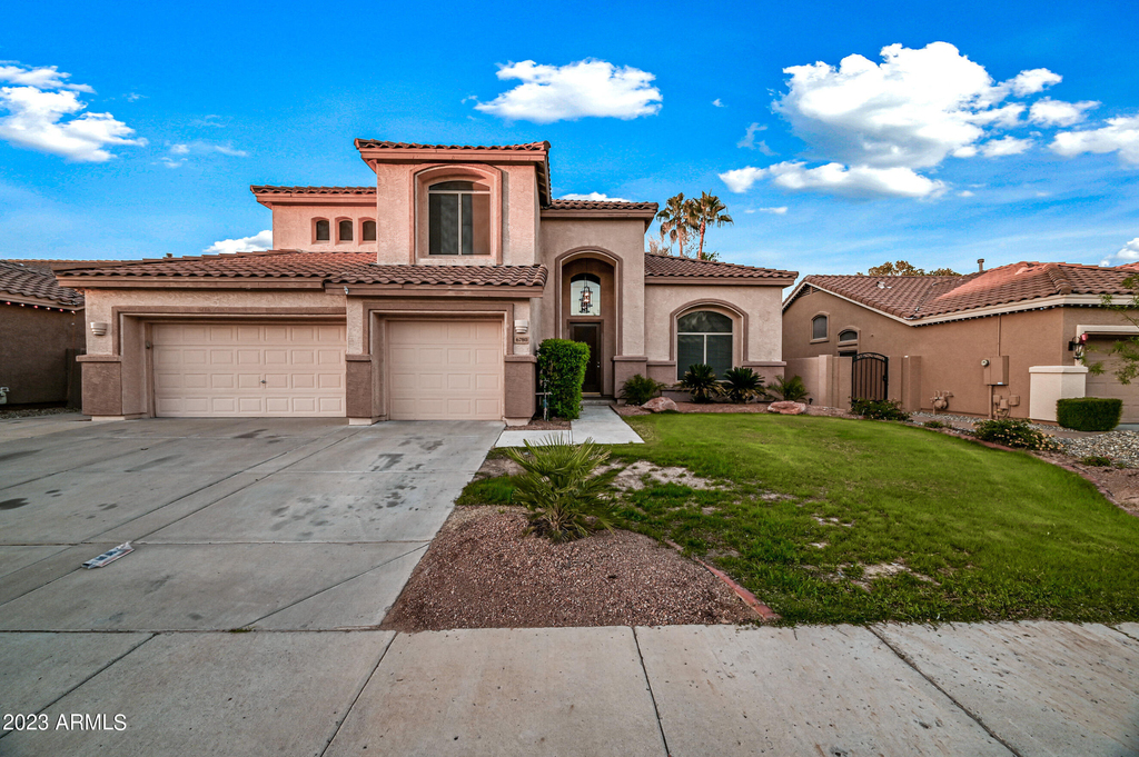 6780 W Amigo Drive - Photo 0