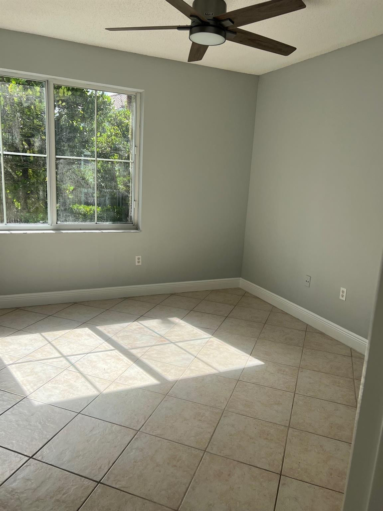 11787 W Atlantic Boulevard - Photo 7