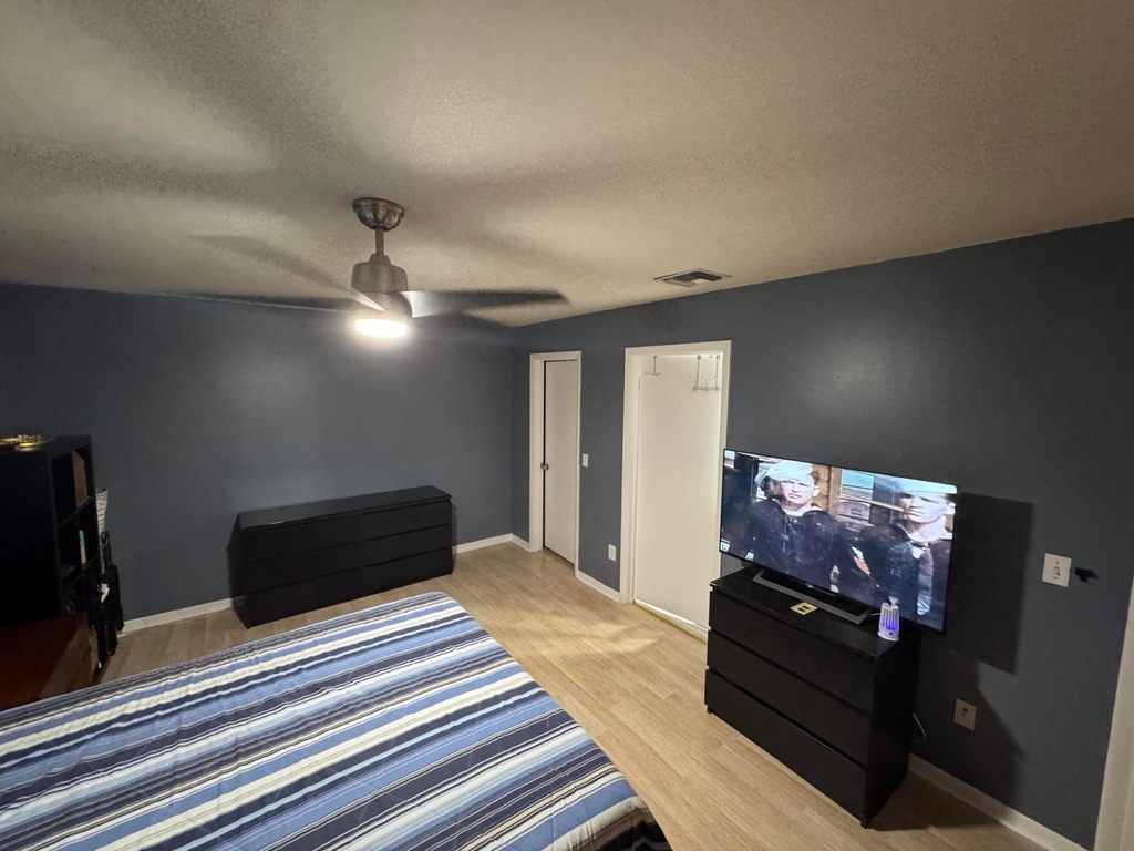 8016 Ambach Way - Photo 9