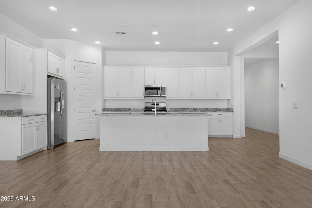 20132 W Catalina Drive - Photo 4