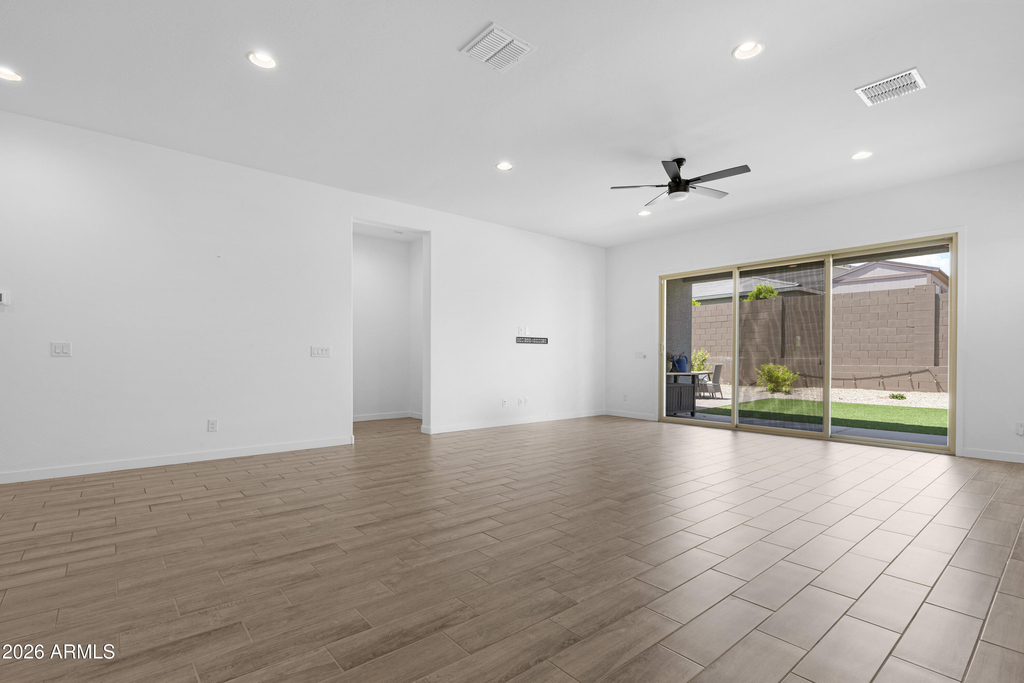 20132 W Catalina Drive - Photo 9