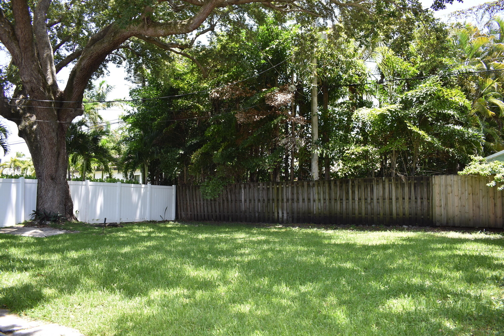 816 Se 6th Court - Photo 3