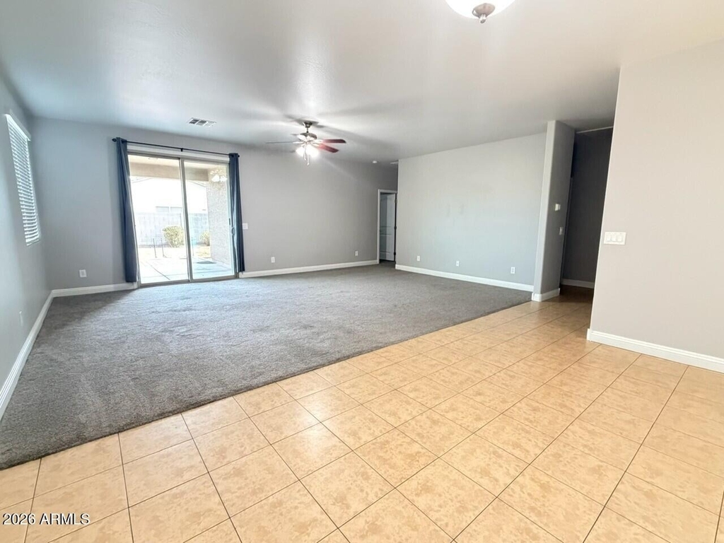 1810 W Loemann Drive - Photo 2