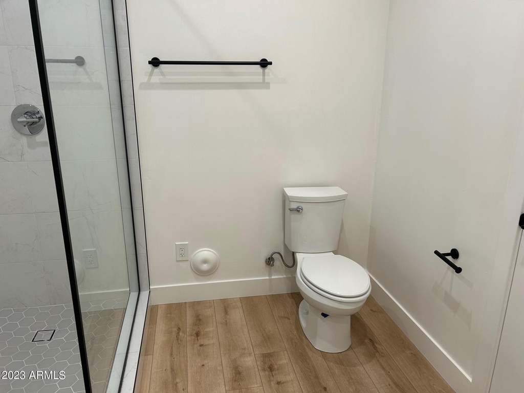 302 W Culver Street - Photo 11