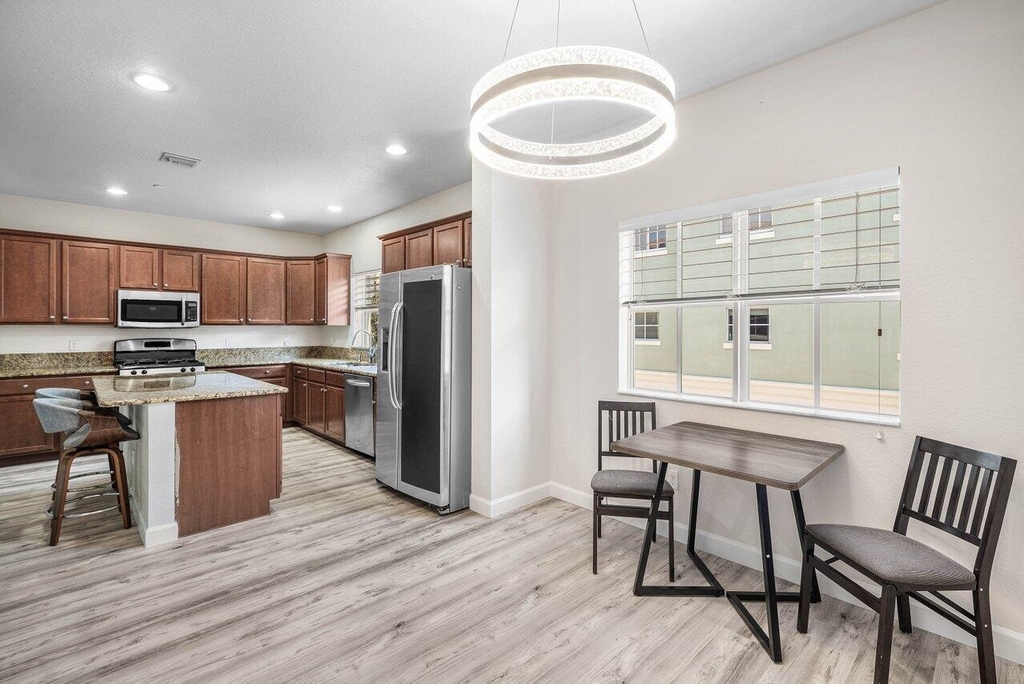 48 Nw Hawthorne Place - Photo 16