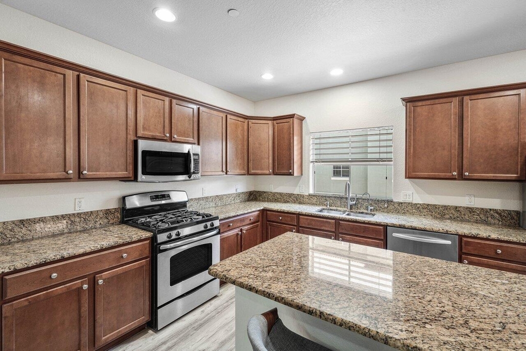 48 Nw Hawthorne Place - Photo 10