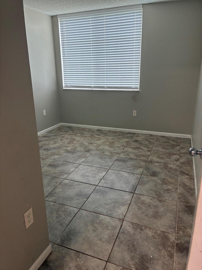 7888 Sonoma Springs - Photo 4