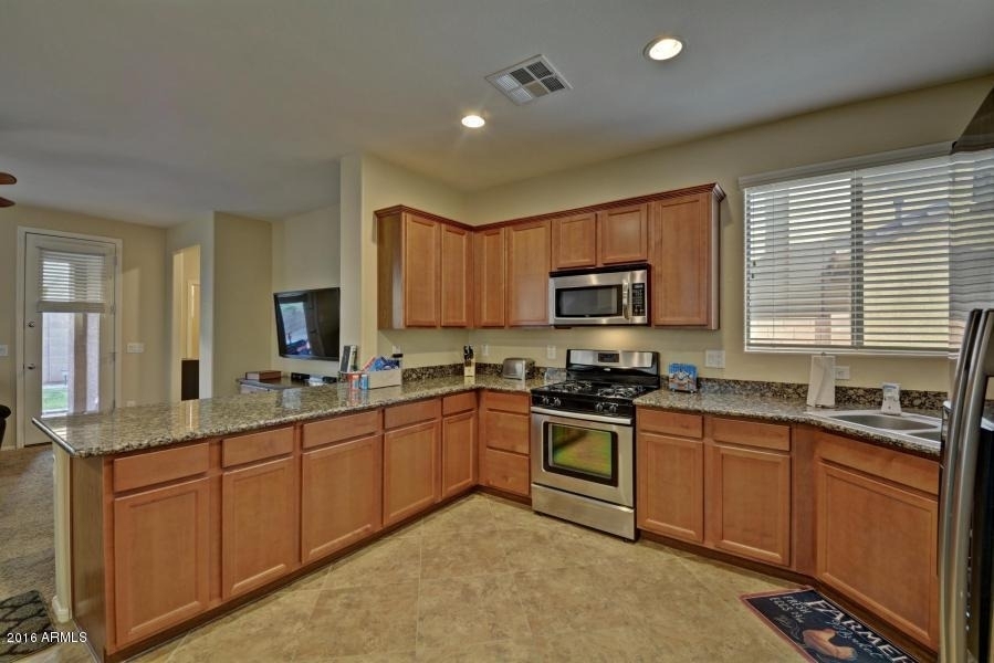 2065 S Martingale Road - Photo 4