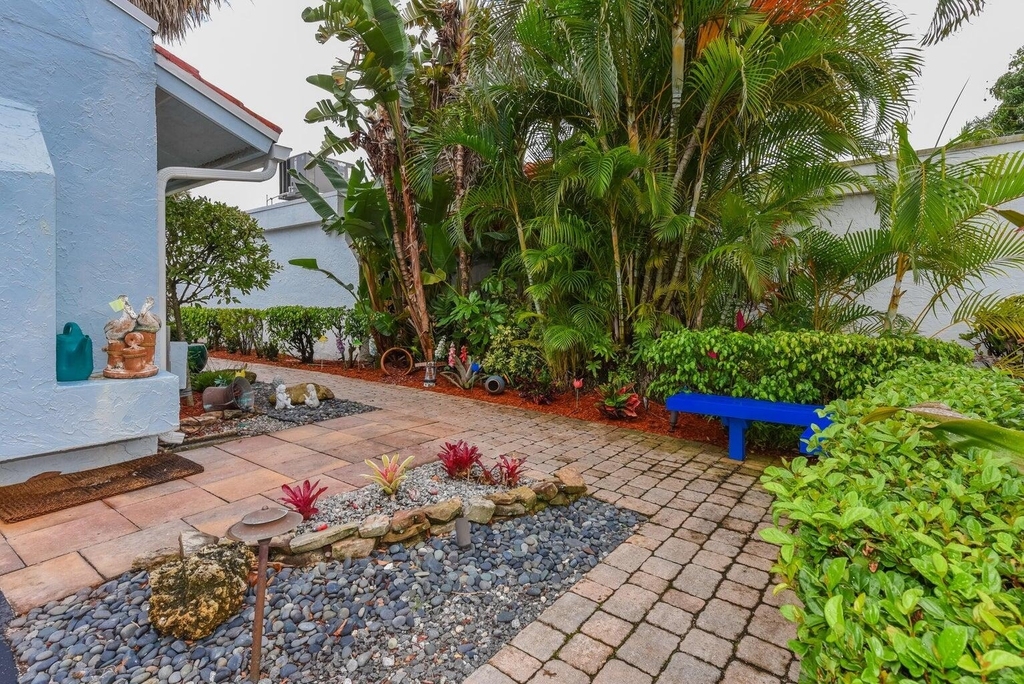 5518 Ainsley Court - Photo 2
