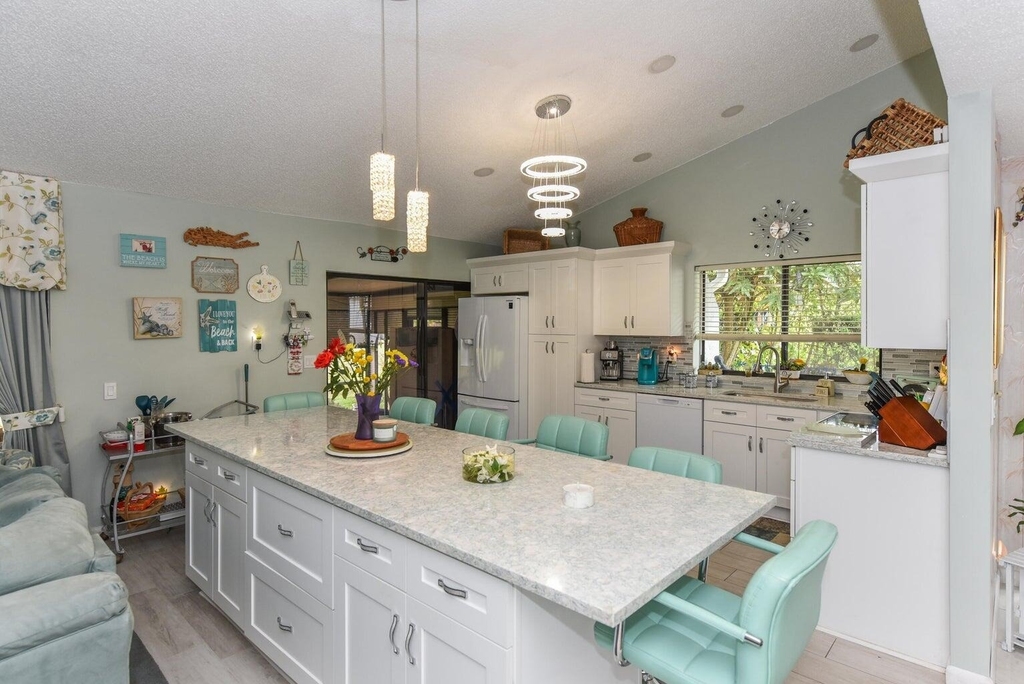 5518 Ainsley Court - Photo 9