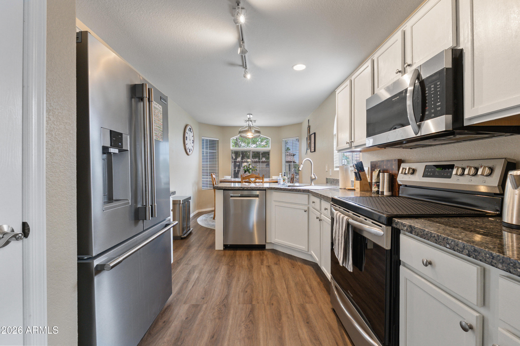 1291 S Cardinal Street - Photo 6