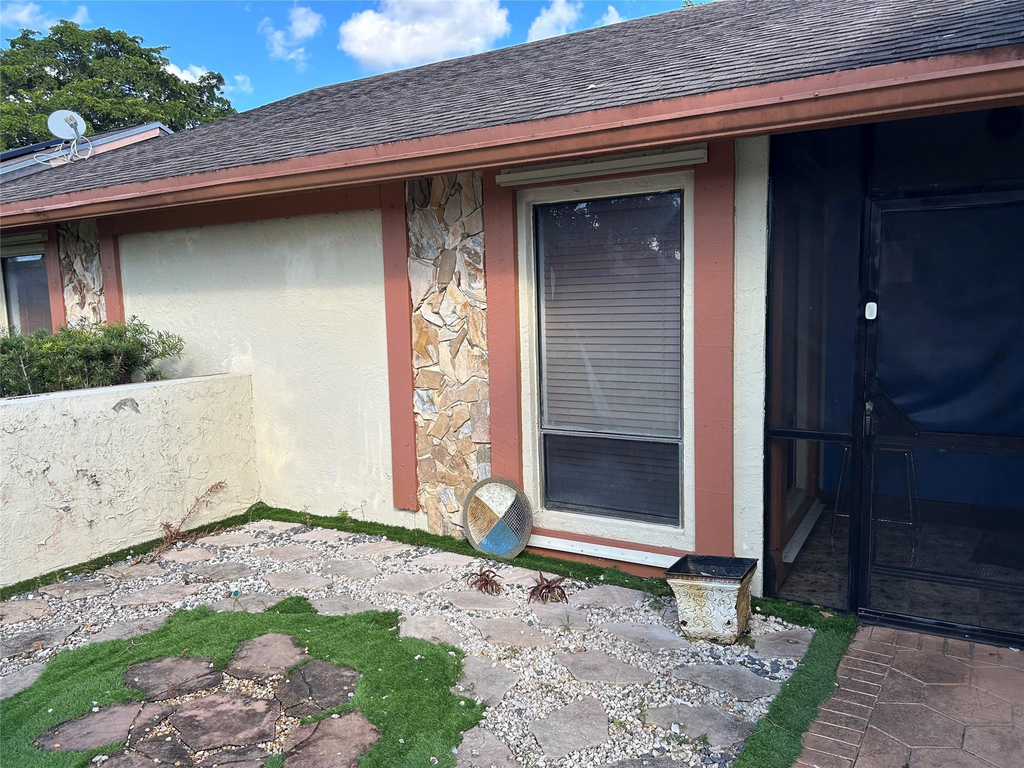4770 Nw 85th Avenue - Photo 4