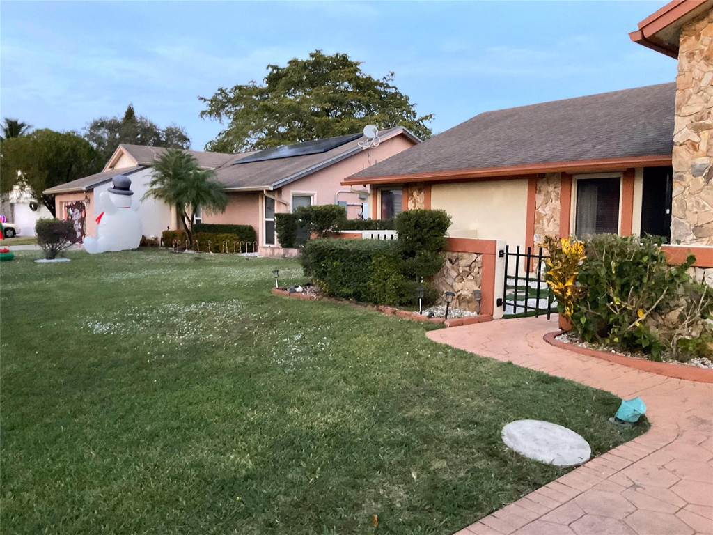 4770 Nw 85th Avenue - Photo 1