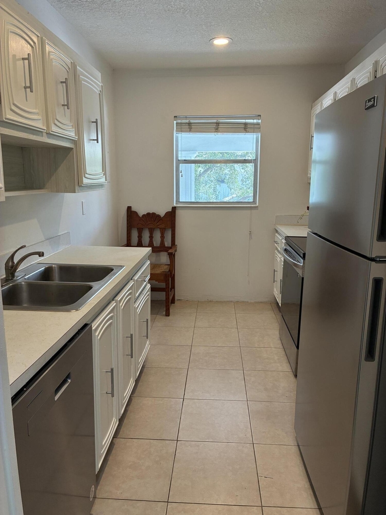 2600 Sw 22nd Avenue - Photo 13