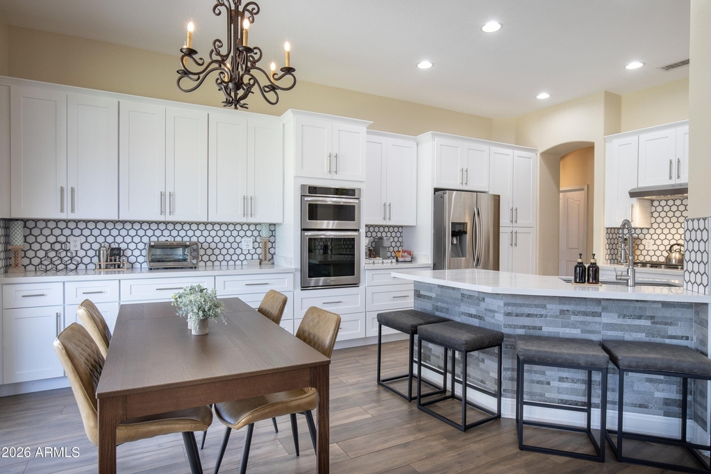 660 N Stacie Court - Photo 7