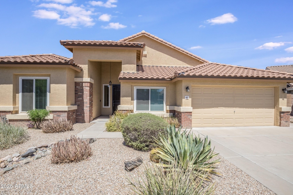 660 N Stacie Court - Photo 0