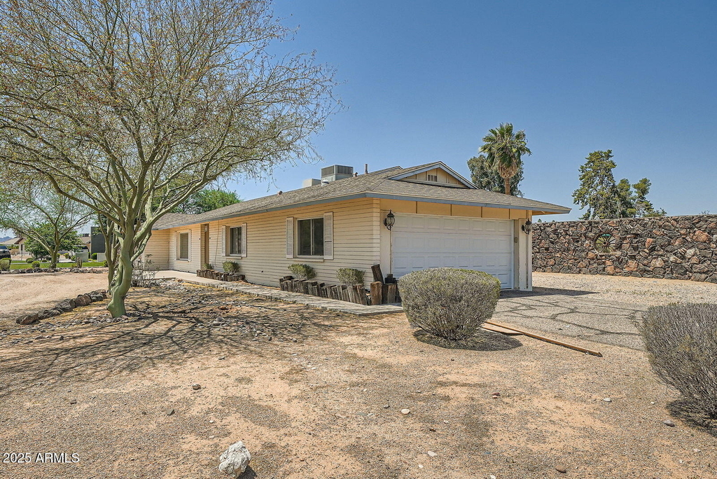 6220 E Gold Dust Avenue - Photo 1