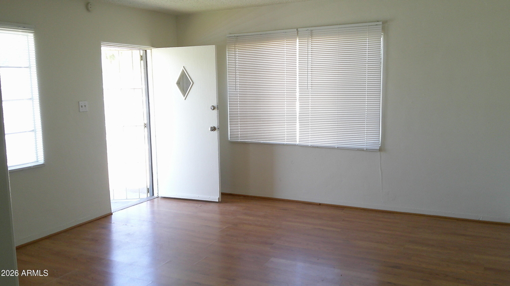 1134 S Roosevelt Street S - Photo 3