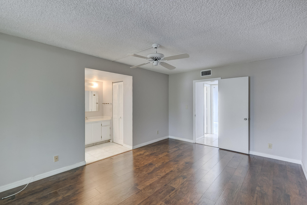 6751 N University Drive - Photo 17